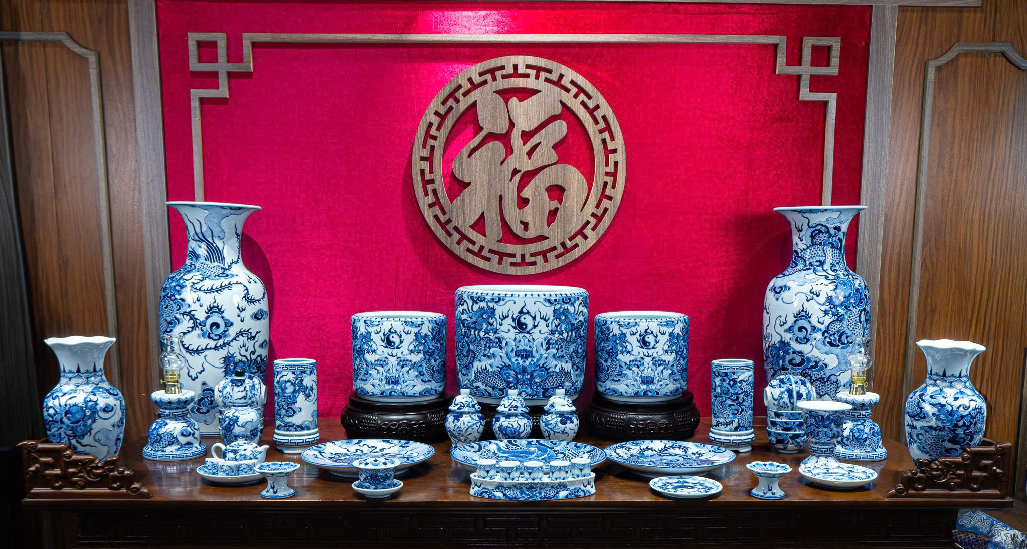 Bộ Đồ Thờ Cửu Long Liên Phụng: Thiết Kế & Men Màu 2025 Đầy Đột Phá