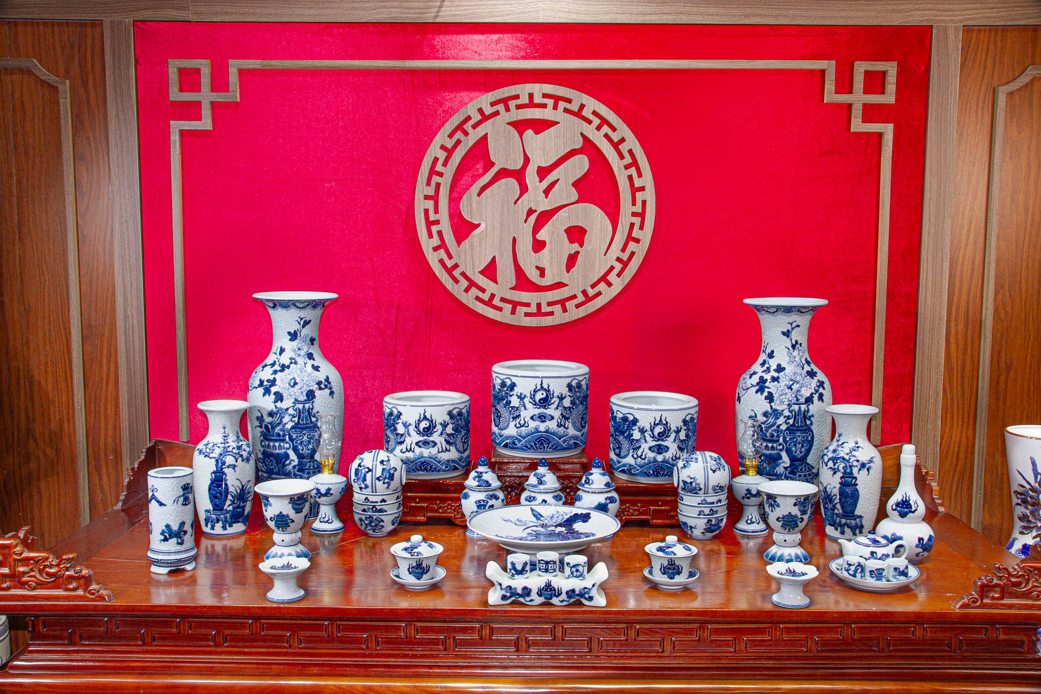 Bộ đồ thờ Gấm Long Vân