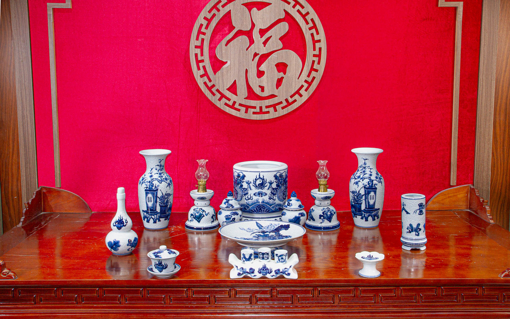 Bộ đồ thờ Gấm Long Vân