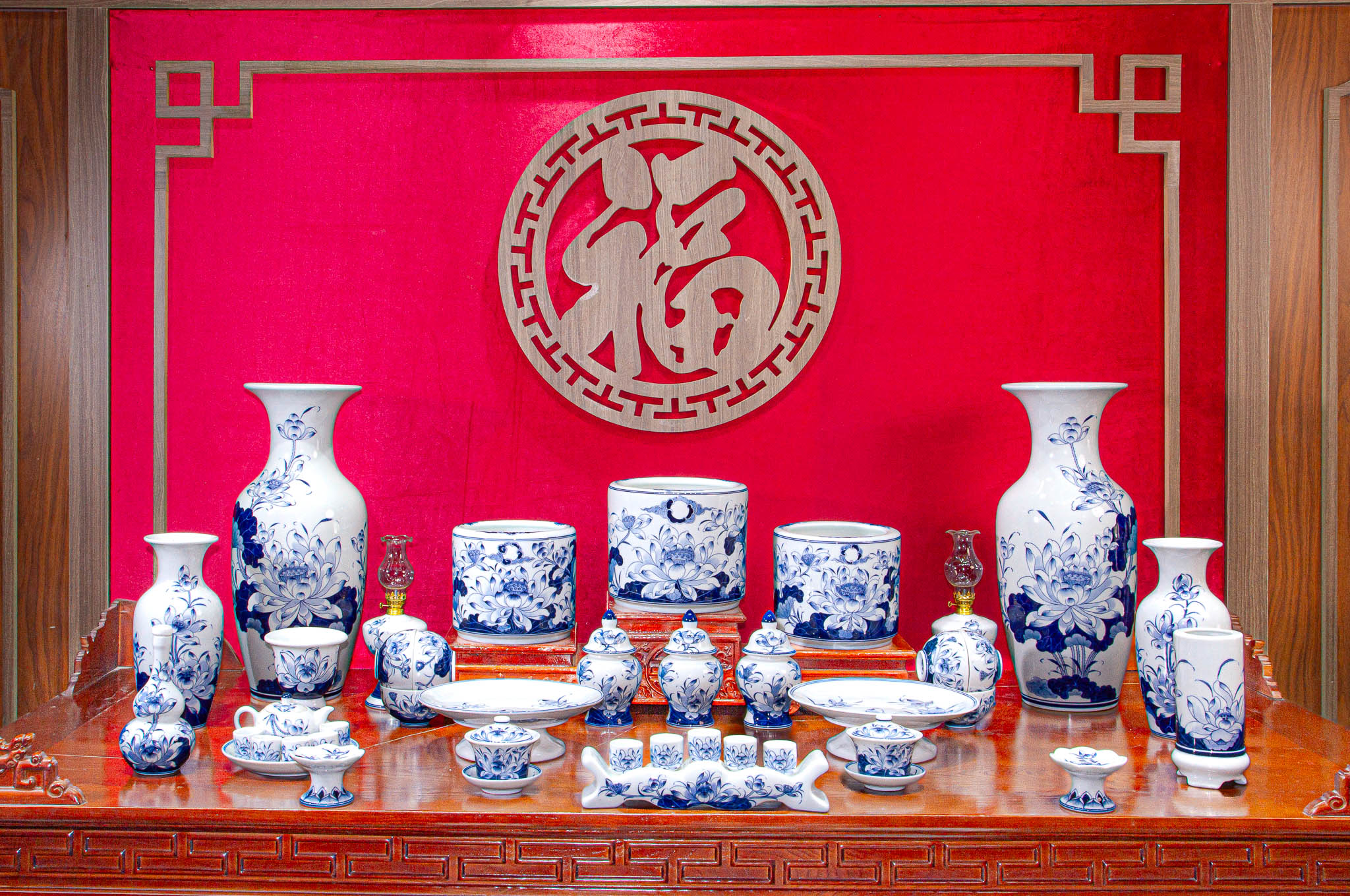 Bộ đồ thờ Bạch Ngọc Liên Hoa