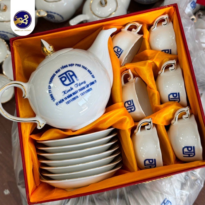 Bộ trà Mẫu Đơn Trắng Vàng Kim in logo