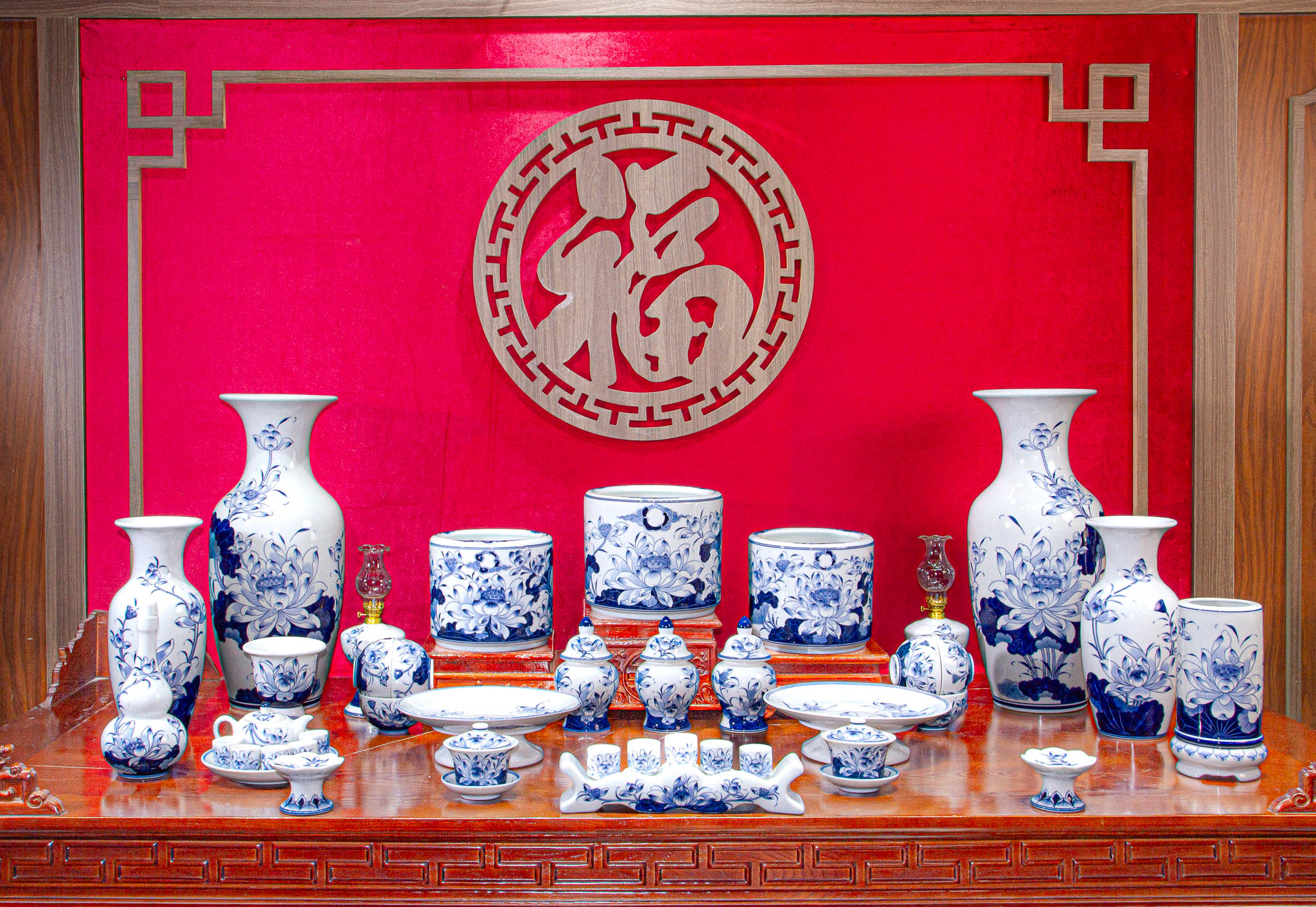 Bộ đồ thờ Bạch Ngọc Liên Hoa