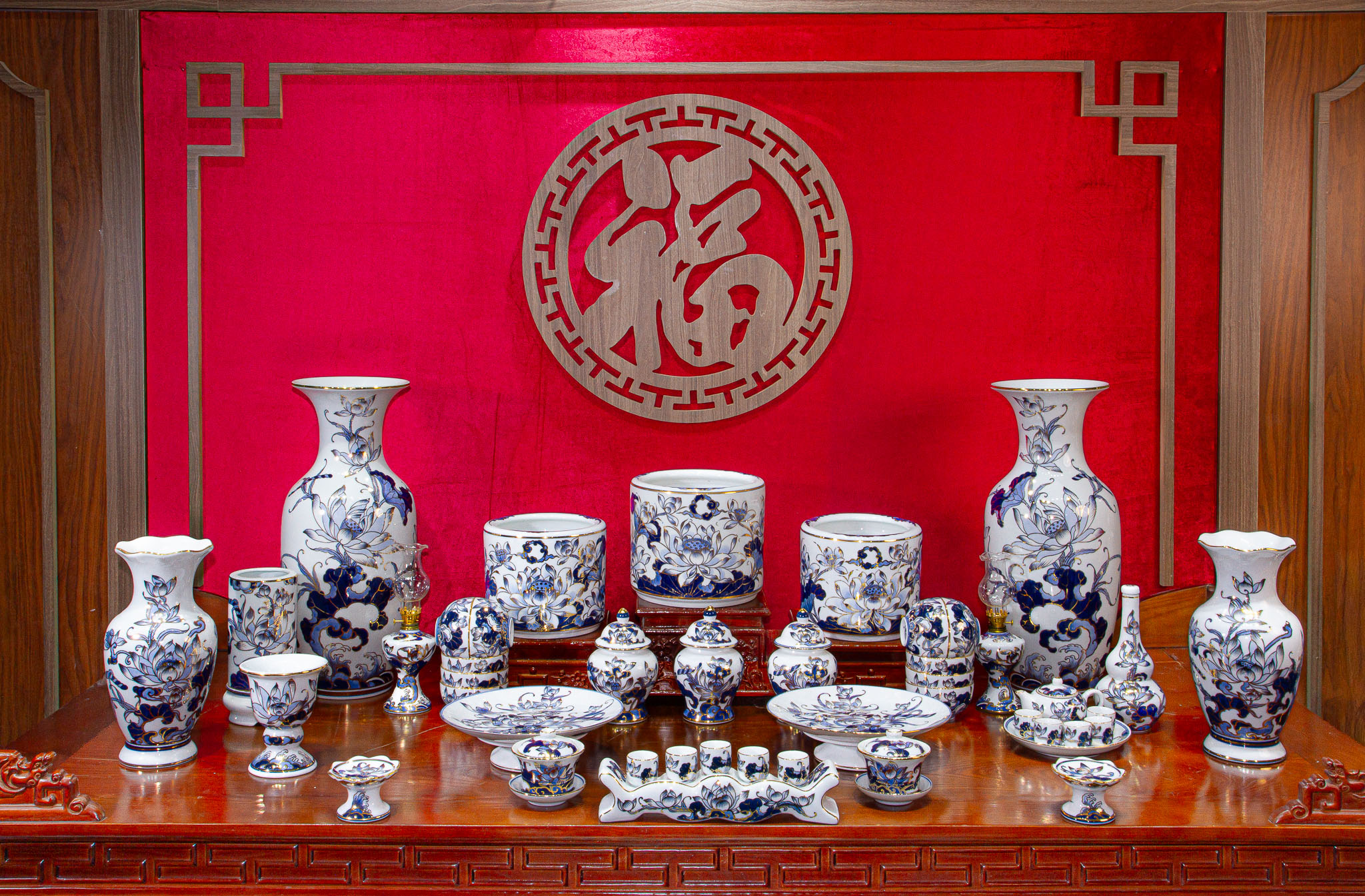 Bộ đồ thờ Vân Hoá Vàng Kim
