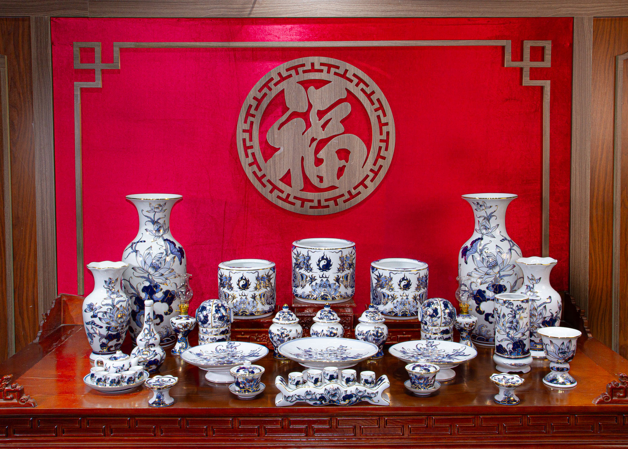 Bộ đồ thờ Vân Hoá Vàng Kim