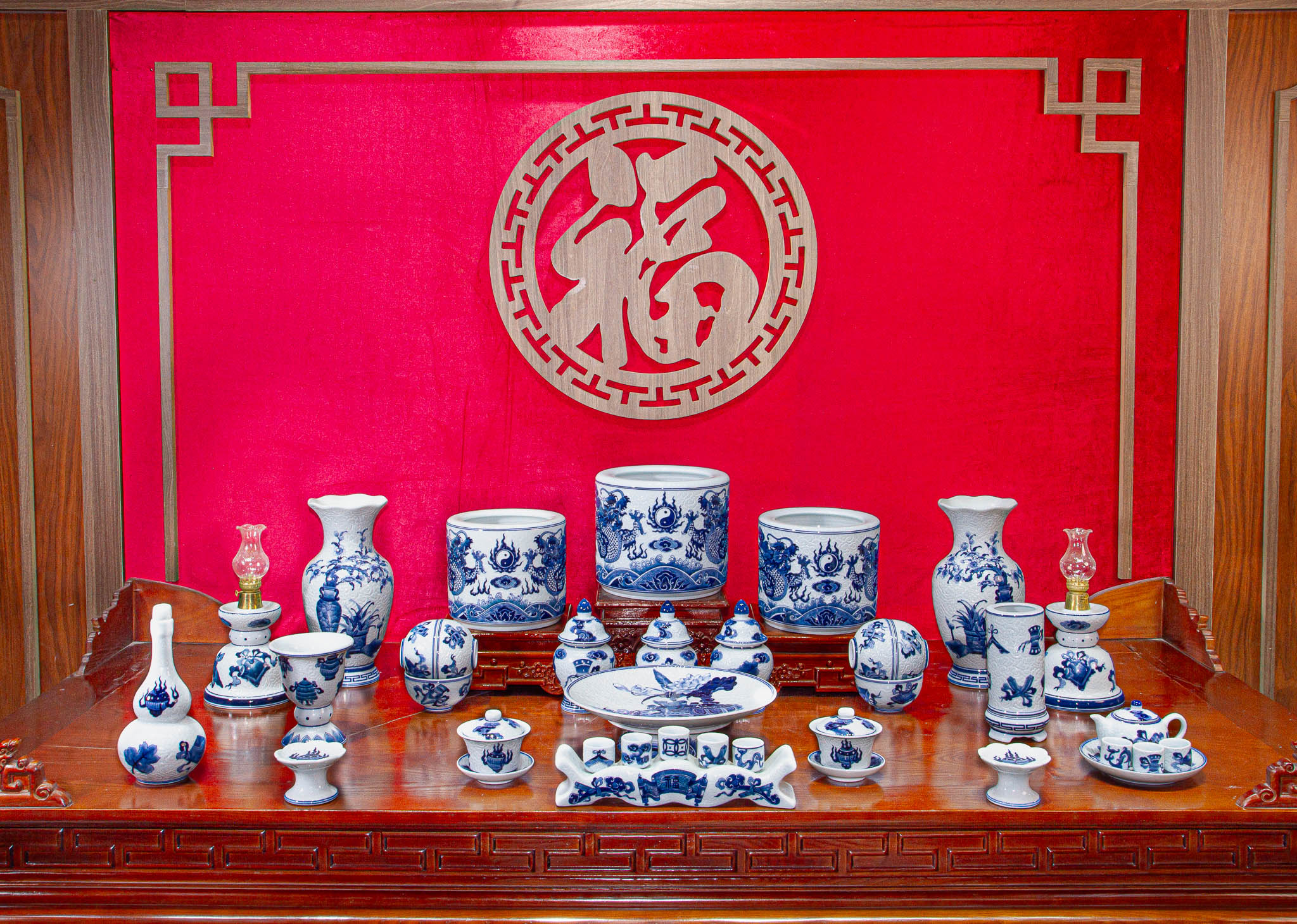 Bộ đồ thờ Gấm Long Vân