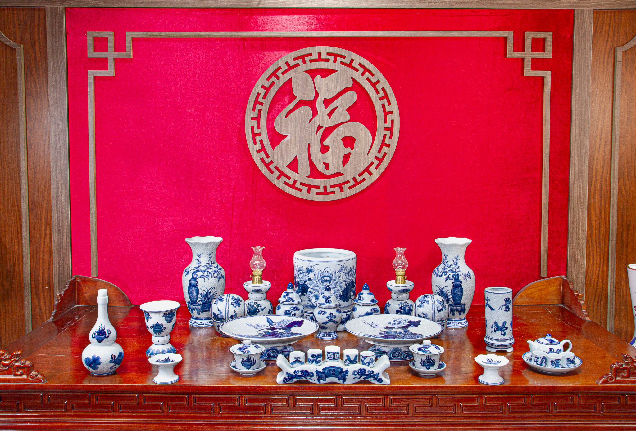 Bộ đồ thờ Gấm Long Vân