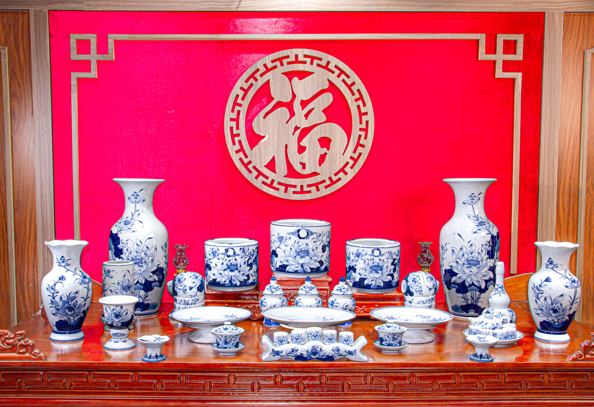 Bộ đồ thờ Bạch Ngọc Liên Hoa