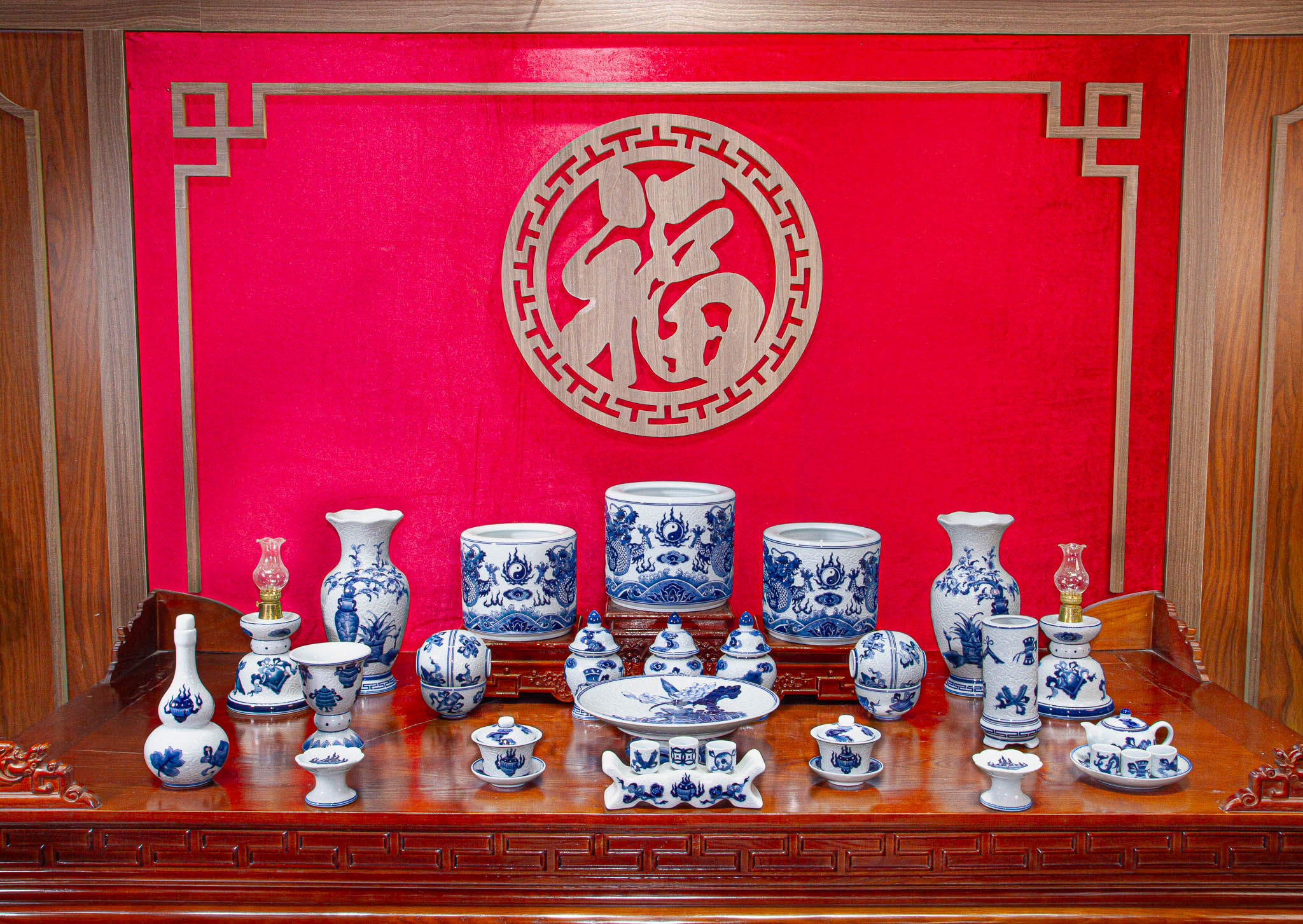 Bộ đồ thờ Gấm Long Vân