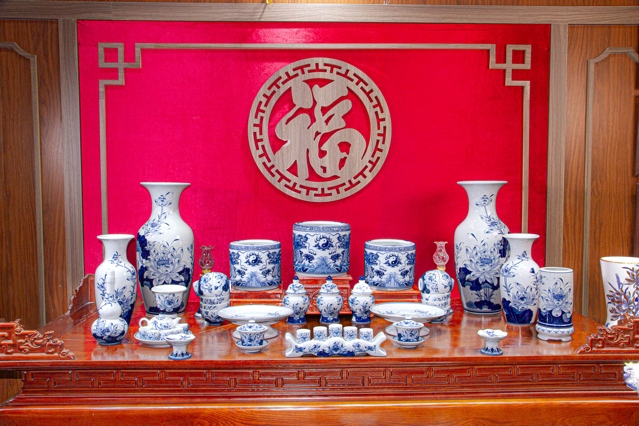 Bộ đồ thờ Bạch Ngọc Liên Hoa