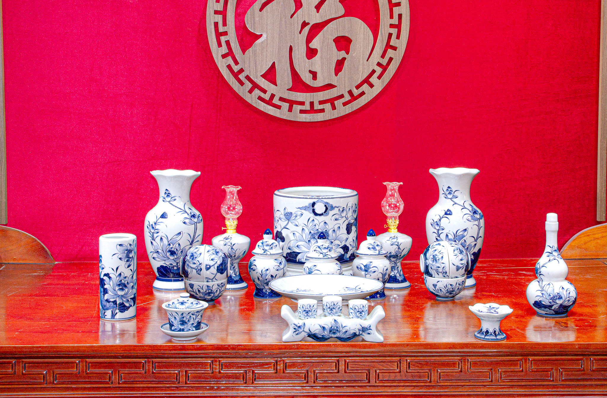 Bộ đồ thờ Bạch Ngọc Liên Hoa