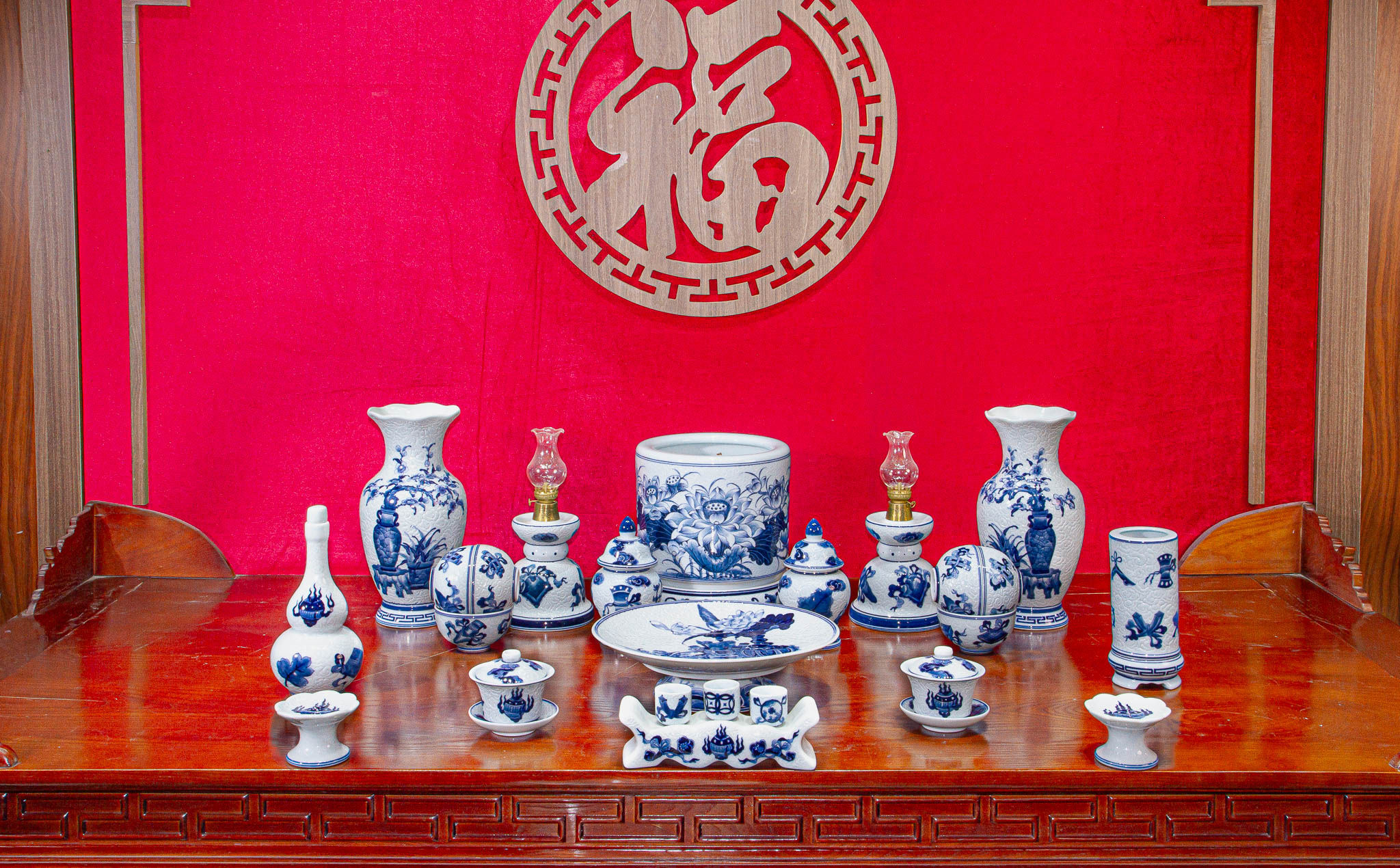 Bộ đồ thờ Gấm Long Vân