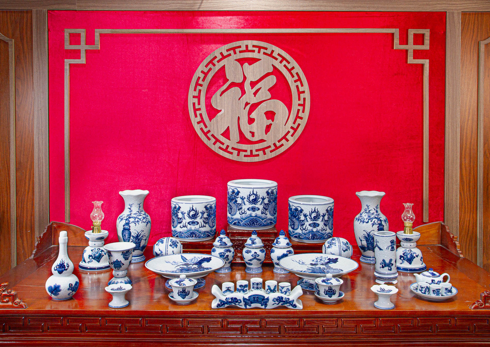 Bộ đồ thờ Gấm Long Vân
