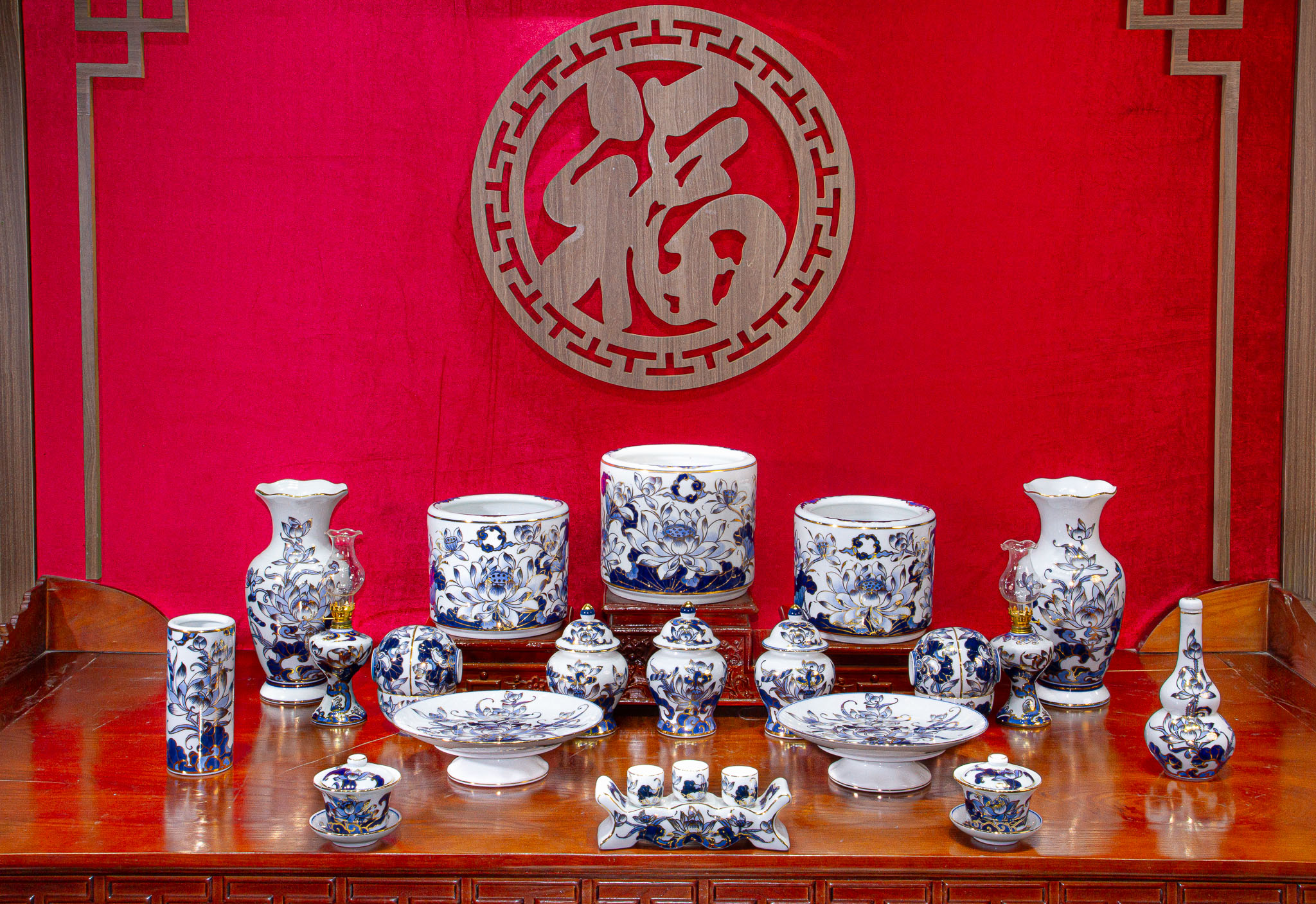 Bộ đồ thờ Vân Hoá Vàng Kim