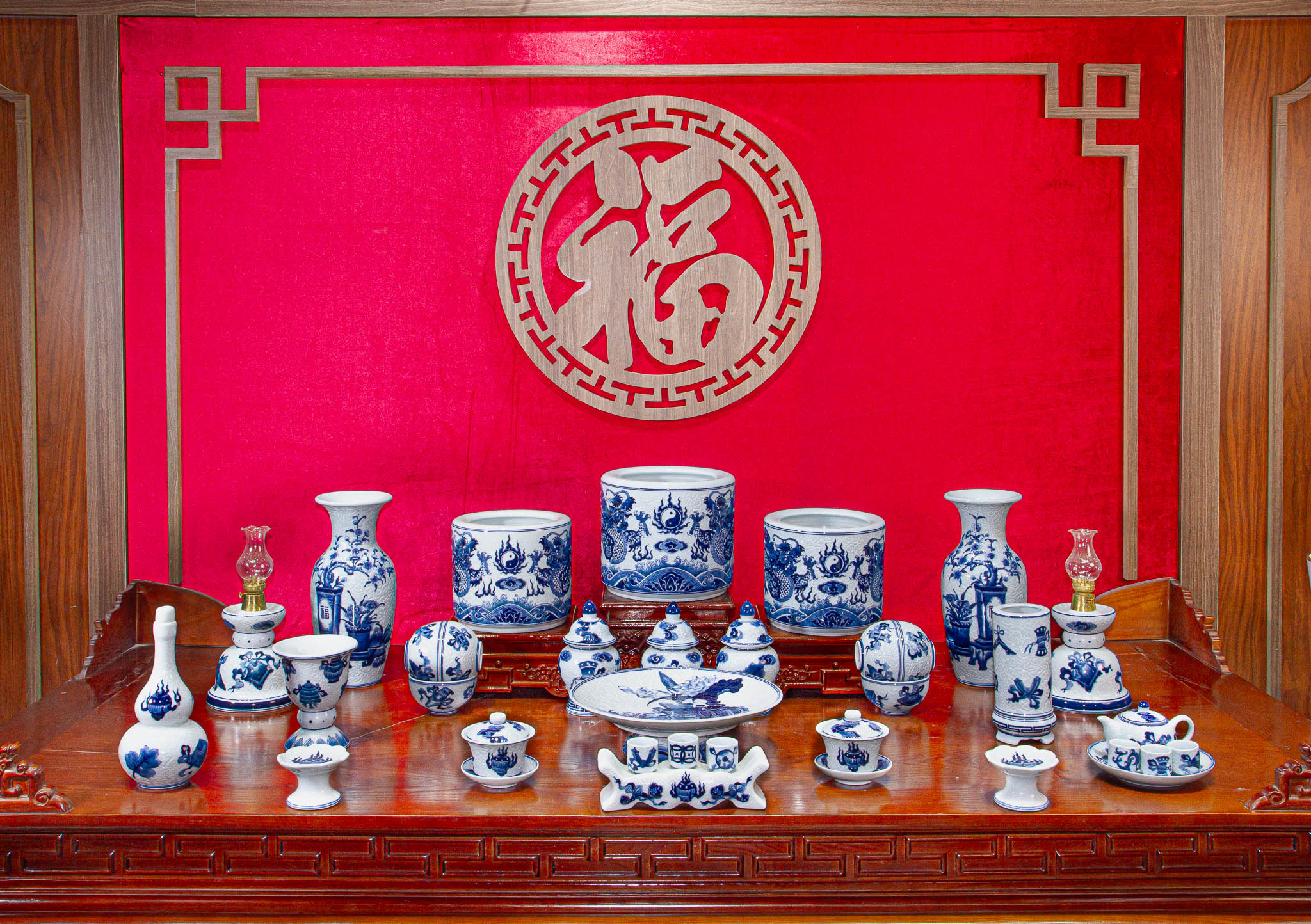 Bộ đồ thờ Gấm Long Vân
