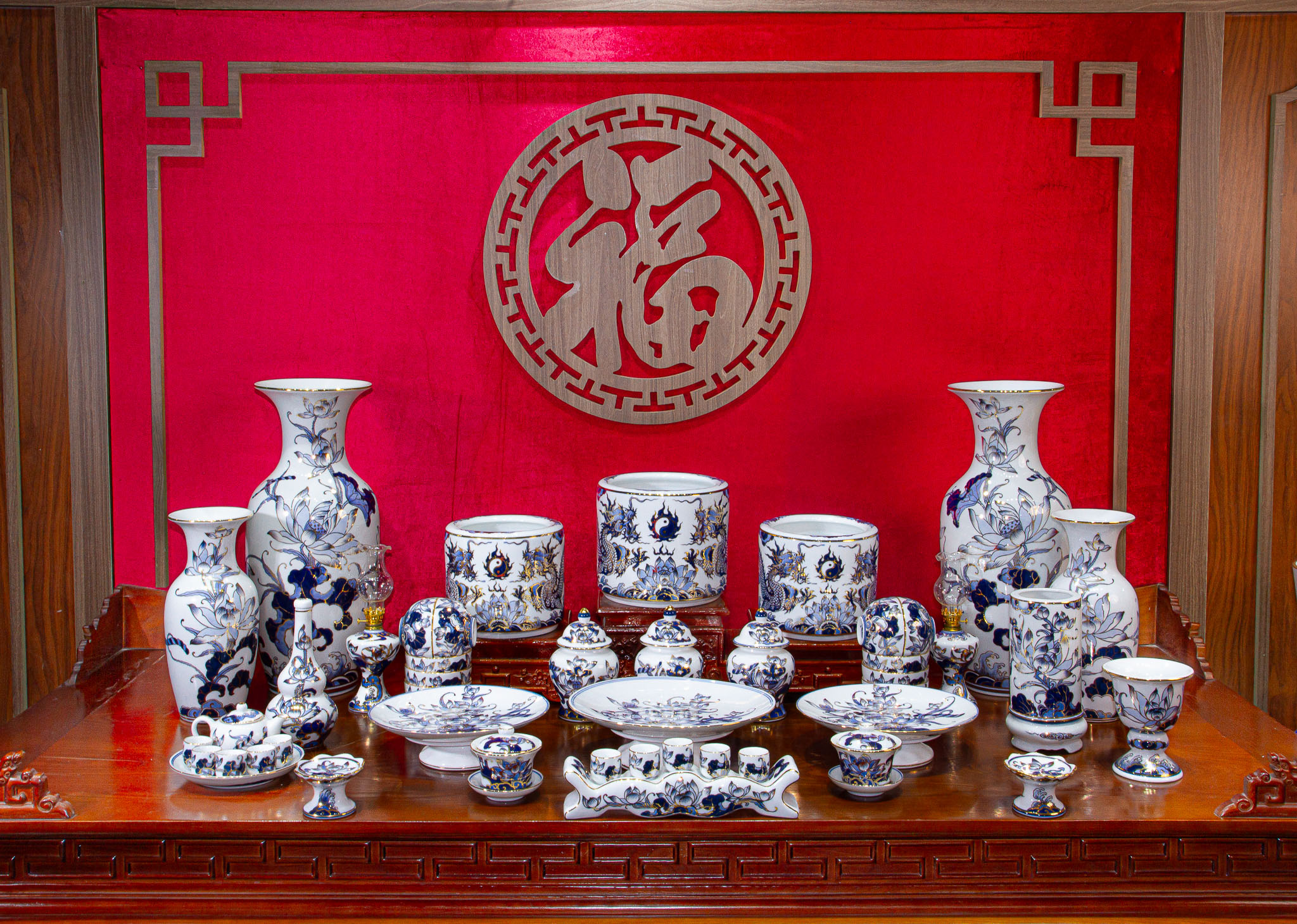 Bộ đồ thờ Vân Hoá Vàng Kim