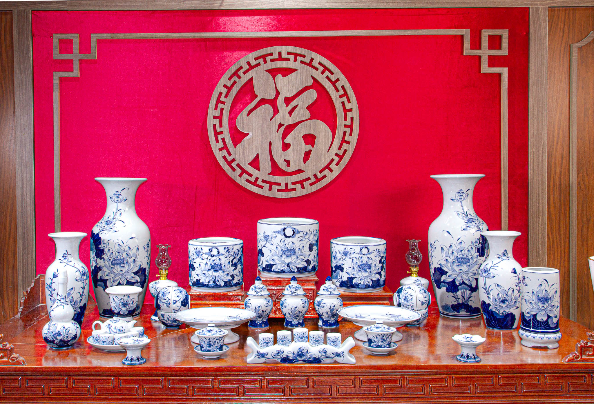 Bộ đồ thờ Bạch Ngọc Liên Hoa