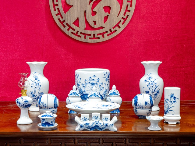 Bộ đồ thờ SEN CHÀM