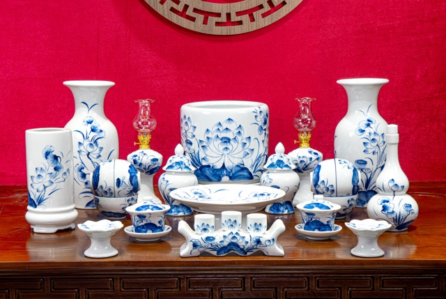 Bộ đồ thờ SEN CHÀM