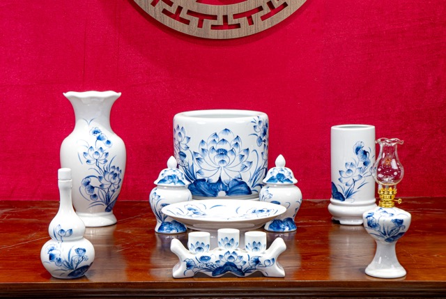 Bộ đồ thờ SEN CHÀM