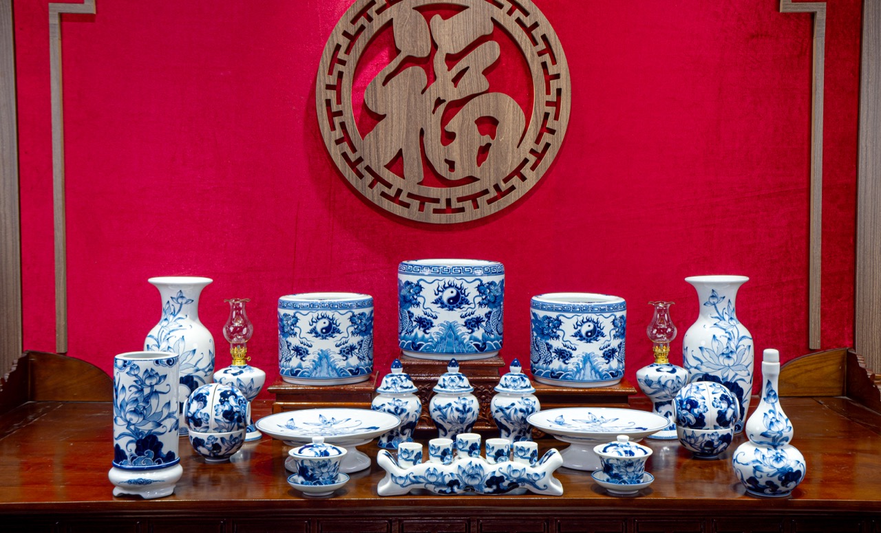 Bộ đồ thờ Vân Hóa Liên Hoa