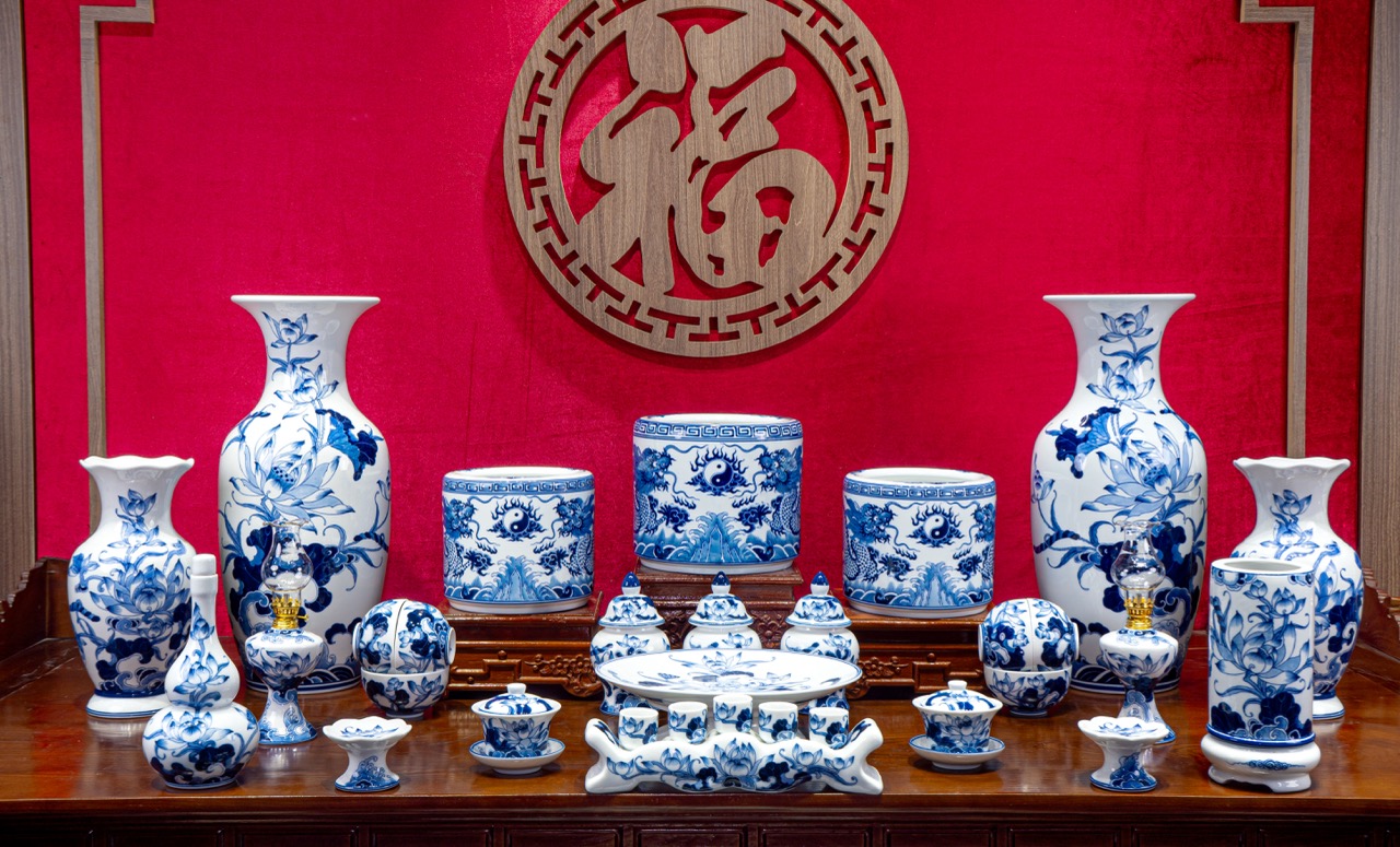 Bộ đồ thờ Vân Hóa Liên Hoa
