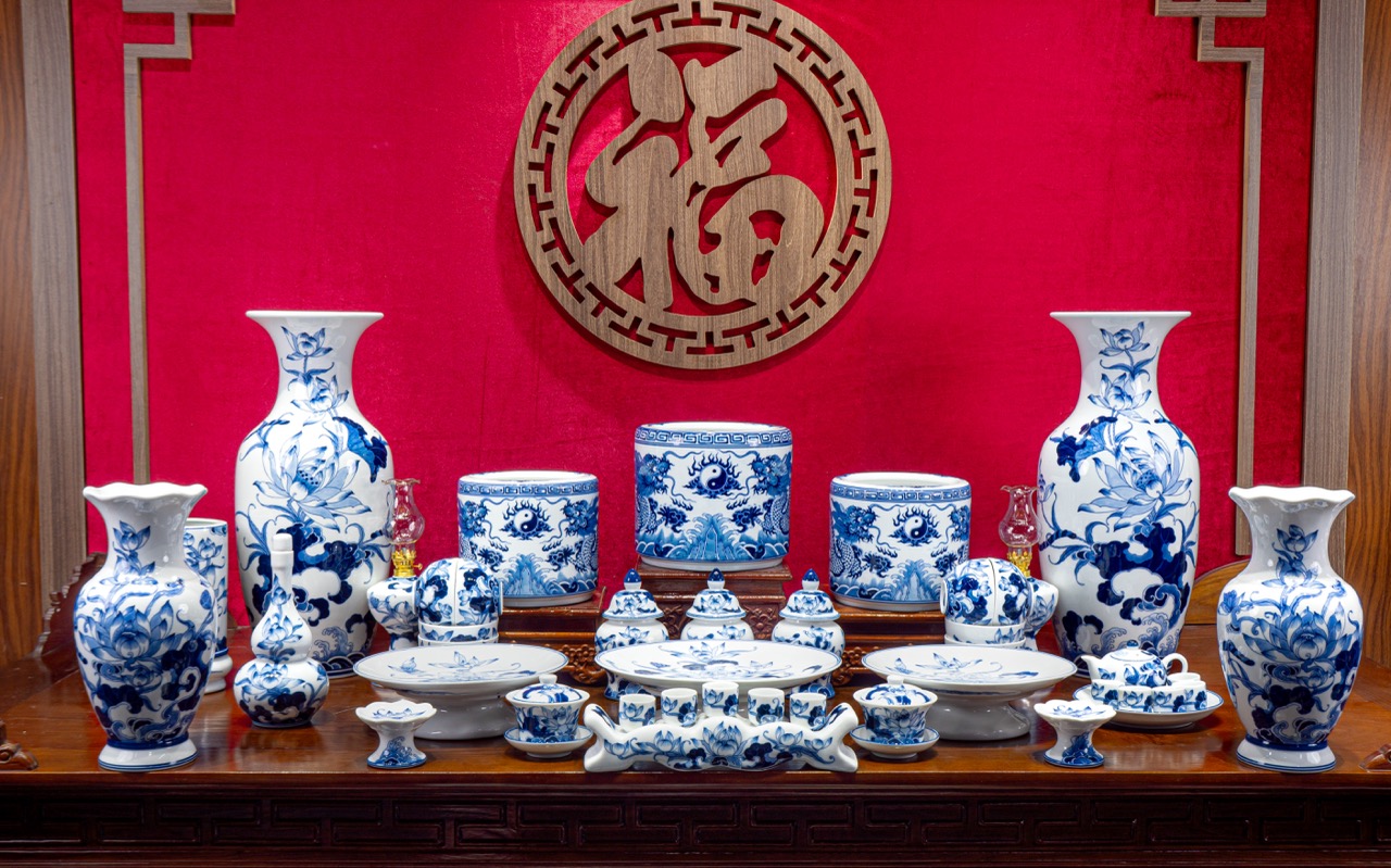 Bộ đồ thờ Vân Hóa Liên Hoa