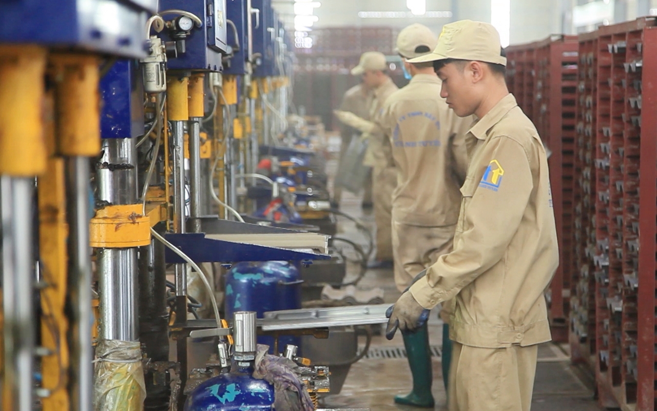 Quảng ninh: Tái chế tro xỉ thải và đất đá thải mỏ làm vật liệu xây dựng