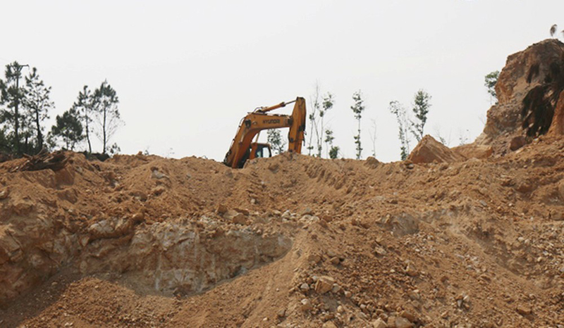Hà Tĩnh: Mỏ đá “phớt lờ” lệnh đình chỉ của Thanh tra Sở Xây dựng, tiếp tục hoạt động trái phép