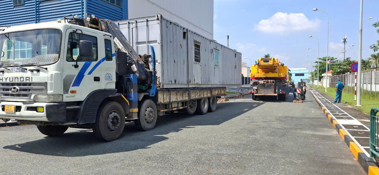 chuyên cho thuê xe  cẩu giá hợp liên hệ ngay .0974.212.969