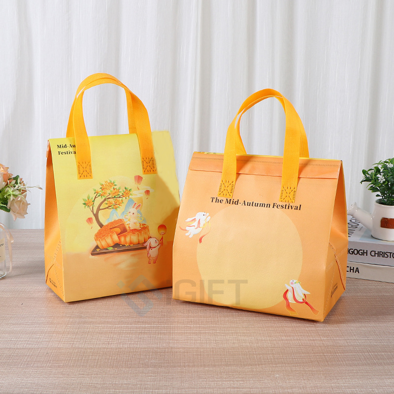 Chọn túi giữ nhiệt trà sữa in logo — đừng chọn giá rẻ mà kém chất lượng