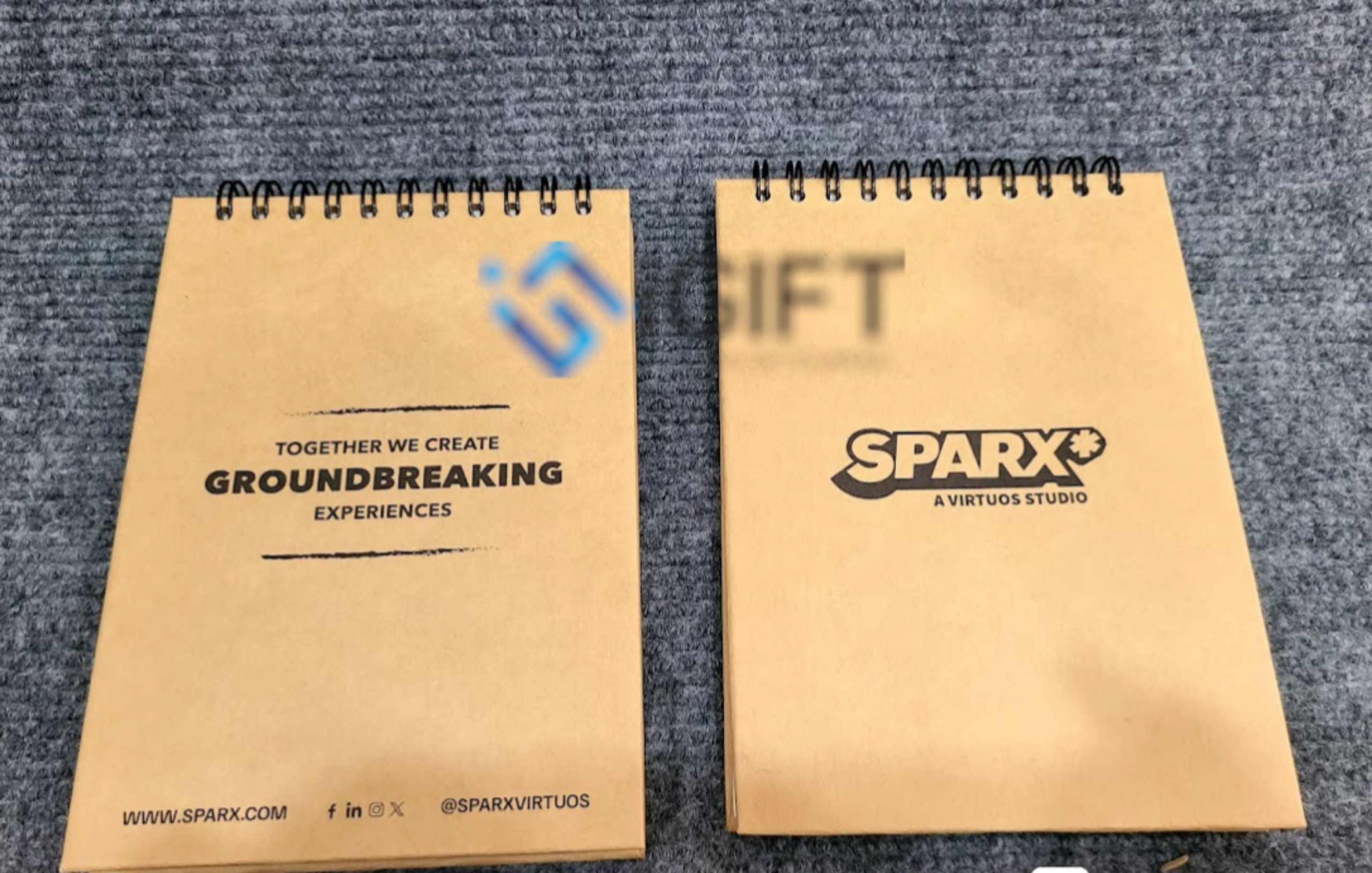 Bộ dụng cụ học tập in logo độc đáo - Quà tặng quảng cáo hiệu quả 1 Bộ dụng cụ học tập in logo độc đáo - Quà tặng quảng cáo hiệu quả Quà tặng công nghệ doanh nghiệp