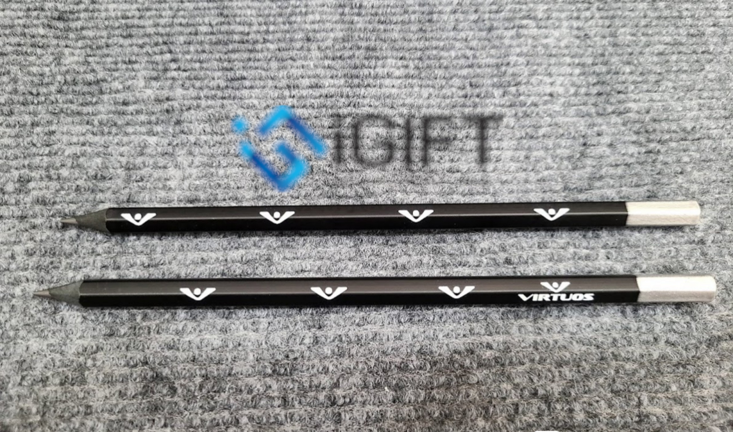 Bộ dụng cụ học tập in logo độc đáo - Quà tặng quảng cáo hiệu quả 2 Bộ dụng cụ học tập in logo độc đáo - Quà tặng quảng cáo hiệu quả Quà tặng công nghệ doanh nghiệp