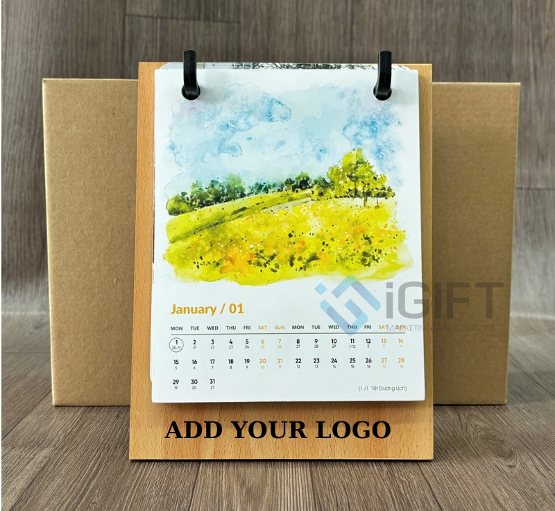 Lịch gỗ để bàn - Công nghệ in/khắc logo lên đế gỗ Quà tặng công nghệ doanh nghiệp