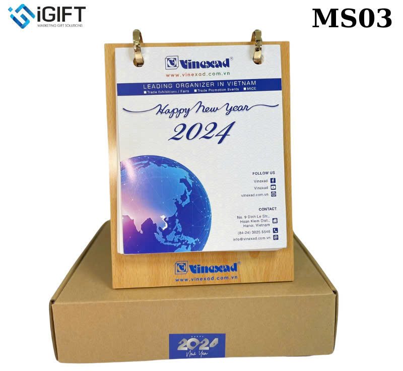 Mẫu lịch đế gỗ để bàn đẹp nhất 2025 4 Mẫu lịch đế gỗ để bàn đẹp nhất 2025 Quà tặng công nghệ doanh nghiệp
