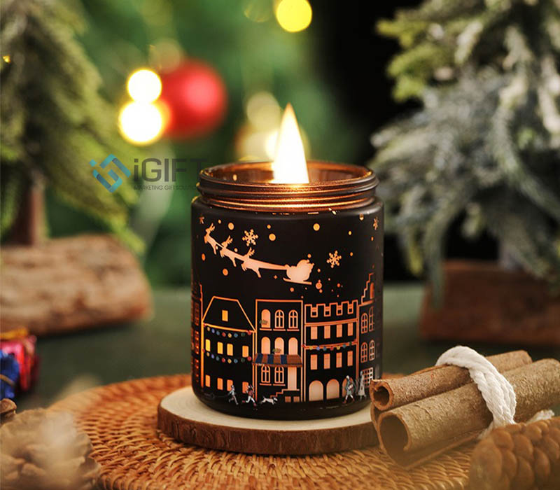 Nến thơm chủ đề Giáng Sinh in logo doanh nghiệp 2 Nến thơm chủ đề Giáng Sinh in logo doanh nghiệp Quà tặng công nghệ doanh nghiệp