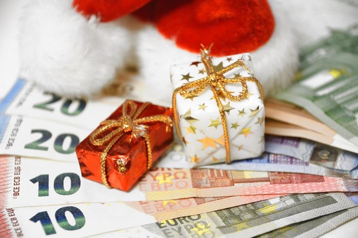 Văn hóa tặng quà Giáng sinh độc đáo tại các công ty Châu Âu Quà tặng công nghệ doanh nghiệp