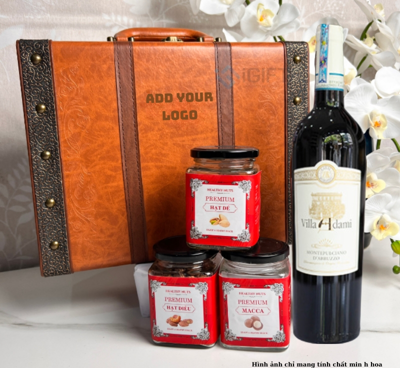 Mẫu quà Tết Rượu vang sang trọng | In logo doanh nghiệp theo yêu cầu 3 Mẫu quà Tết Rượu vang sang trọng | In logo doanh nghiệp theo yêu cầu Quà tặng công nghệ doanh nghiệp