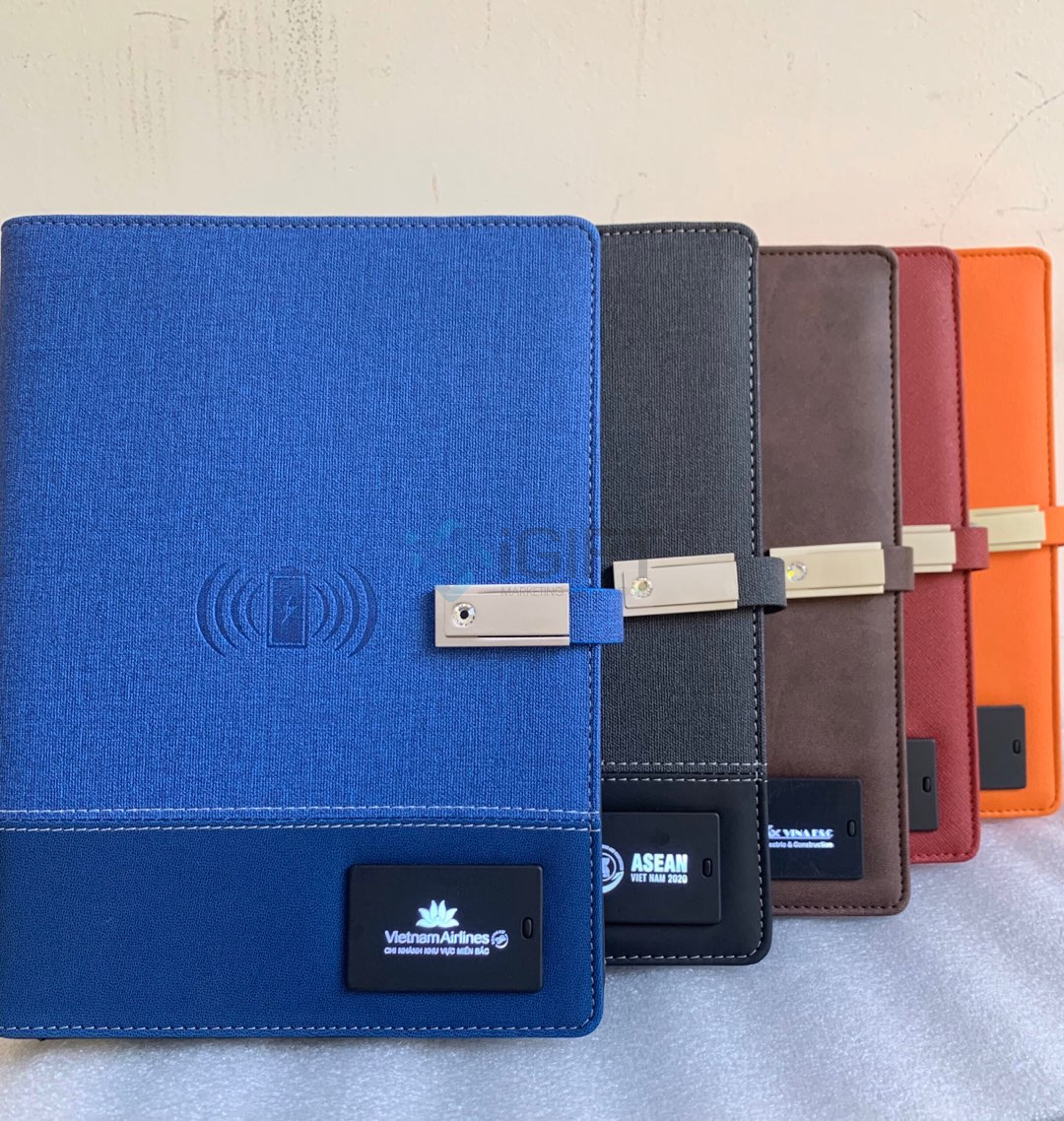 Sổ sạc đa năng là gì? Cấu tạo và cách sử dụng 2 Sổ sạc đa năng là gì? Cấu tạo và cách sử dụng Quà tặng công nghệ doanh nghiệp