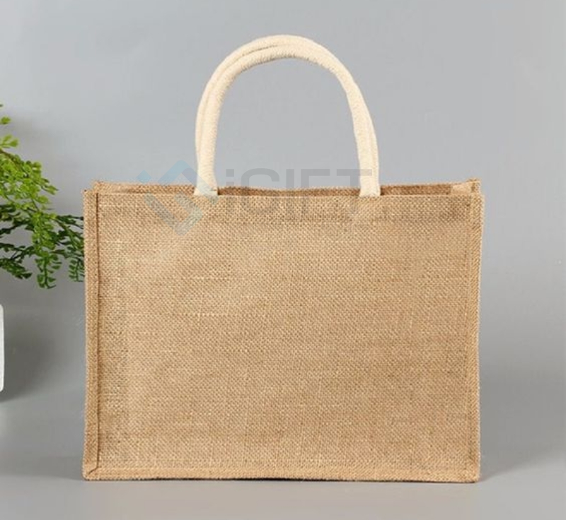 Túi vải đay là gì? Túi vải giả đay là gì? Sự khác nhau giữa 2 loại 1 Túi vải đay là gì? Túi vải giả đay là gì? Sự khác nhau giữa 2 loại Quà tặng công nghệ doanh nghiệp