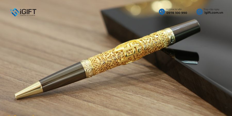ý tưởng quà tặng bảo hiểm in logo - 13
