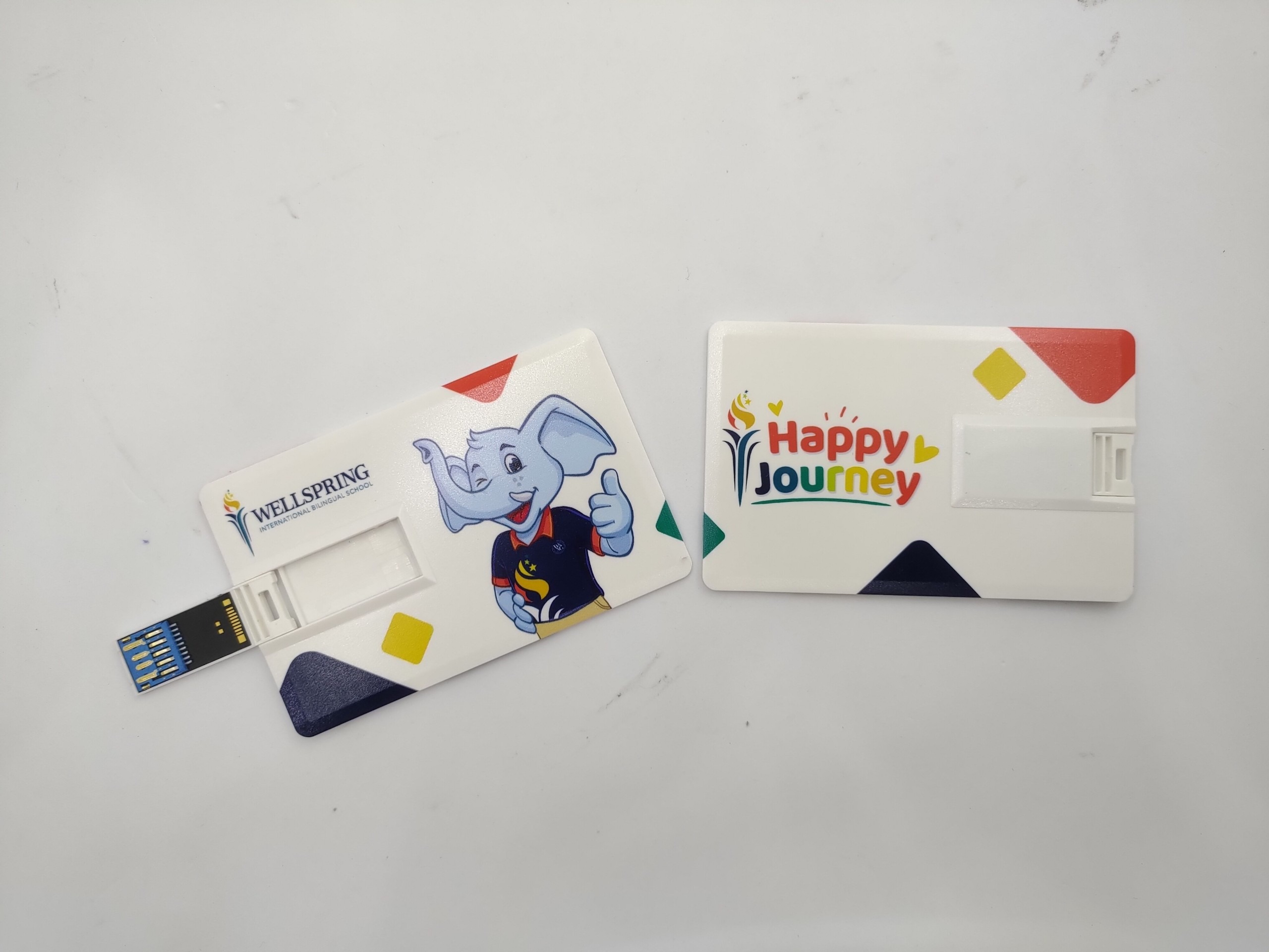 USB Namecard in ấn theo yêu cầu Wellspring Quà tặng công nghệ doanh nghiệp