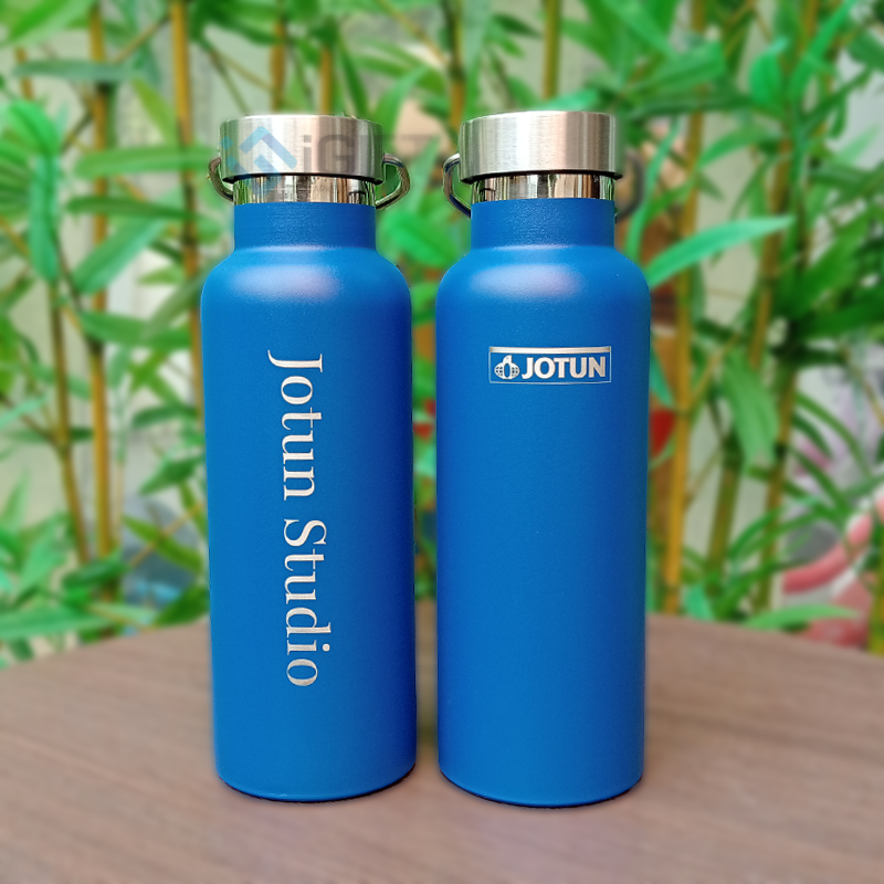 Bình giữ nhiệt quai inox in khắc logo theo yêu cầu Quà tặng công nghệ doanh nghiệp