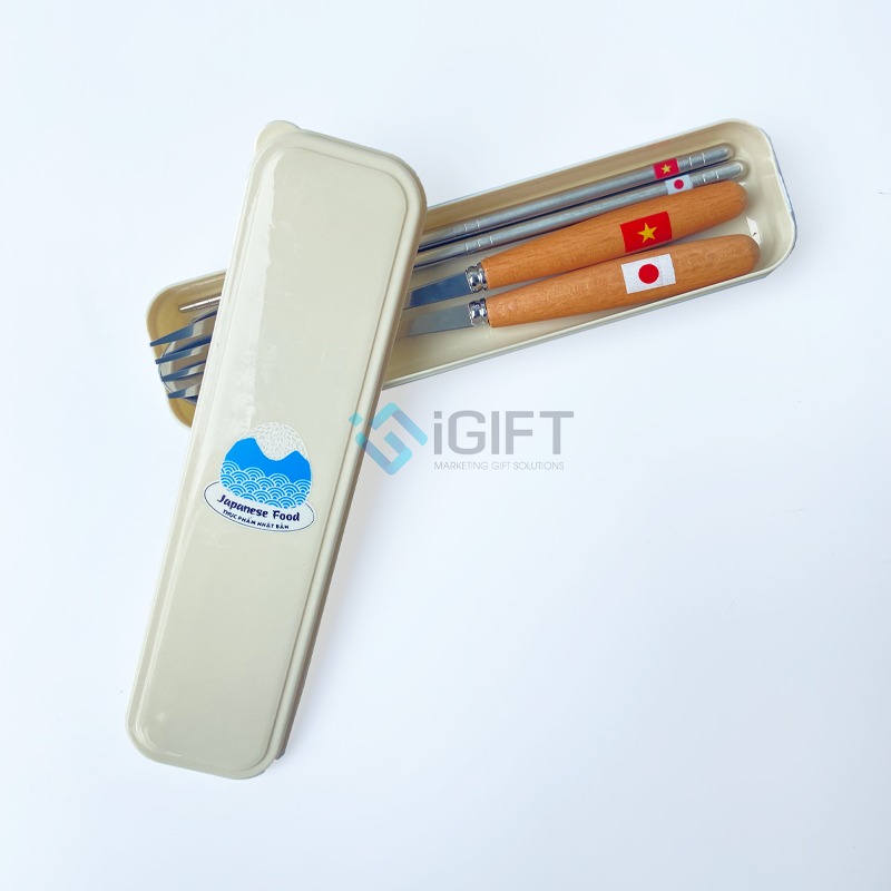 Bộ dụng cụ ăn uống cá nhân - In logo theo yêu cầu Quà tặng công nghệ doanh nghiệp