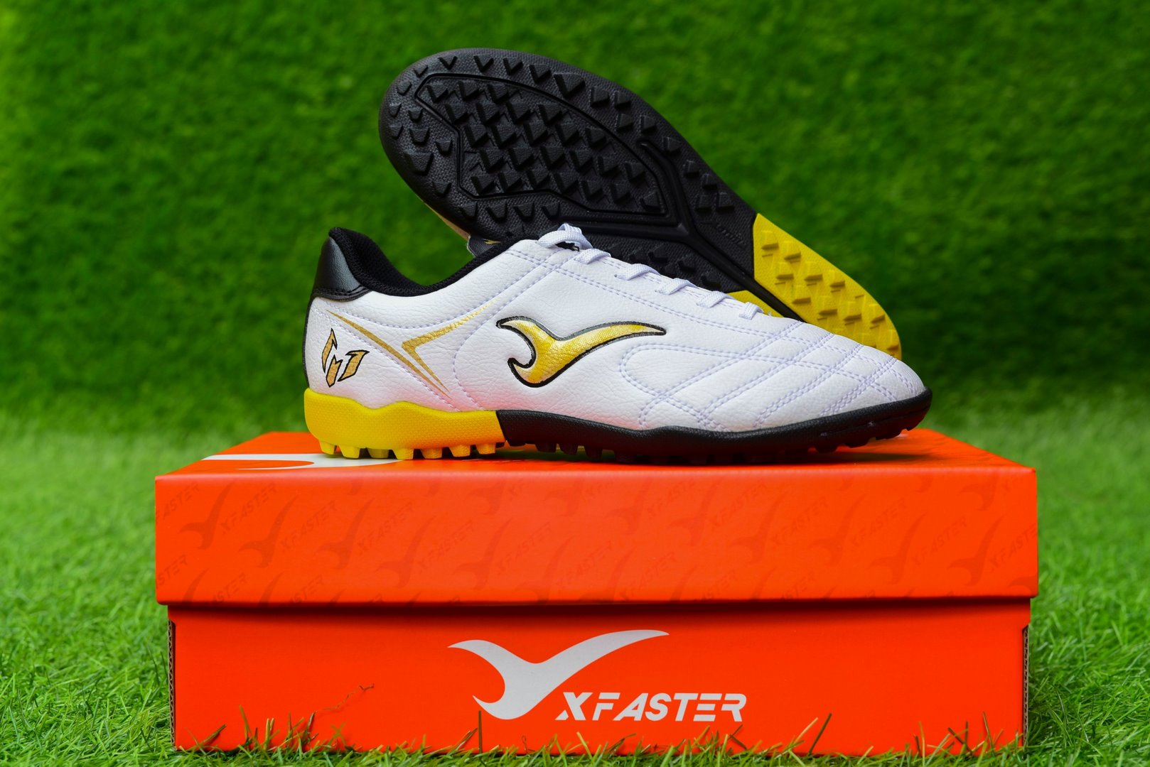 Xfaster Messi Pro 1 Trẻ Em Trắng Đen Đồng