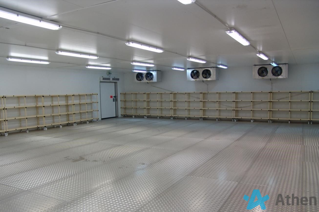 Công ty chúng tôi chuyên về lĩnh vực thi công kho lạnh chuyên nghiệp và mang đến một kho lạnh đạt chuẩn về độ thiết kế lẫn độ lạnh chuẩn yêu cầu