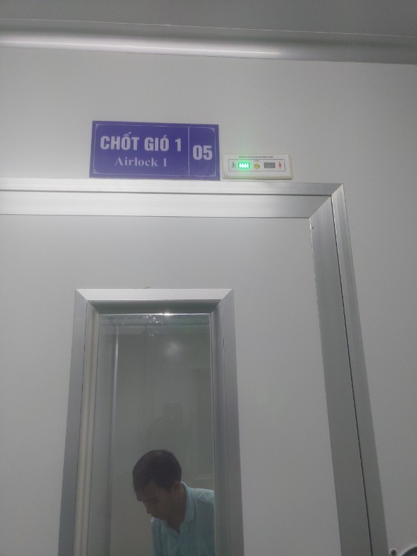 Ảnh thực tế khóa liên động ba