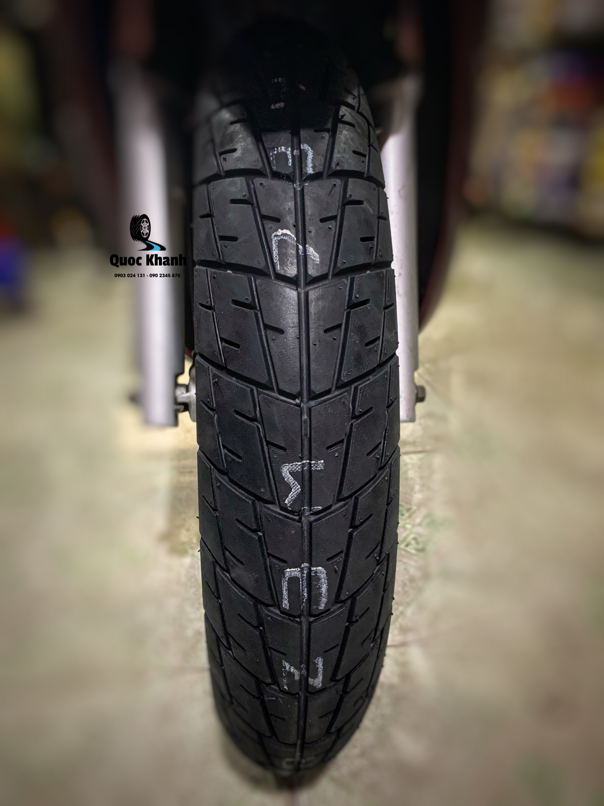 Dunlop 100/80-16 K330A trước SH150i