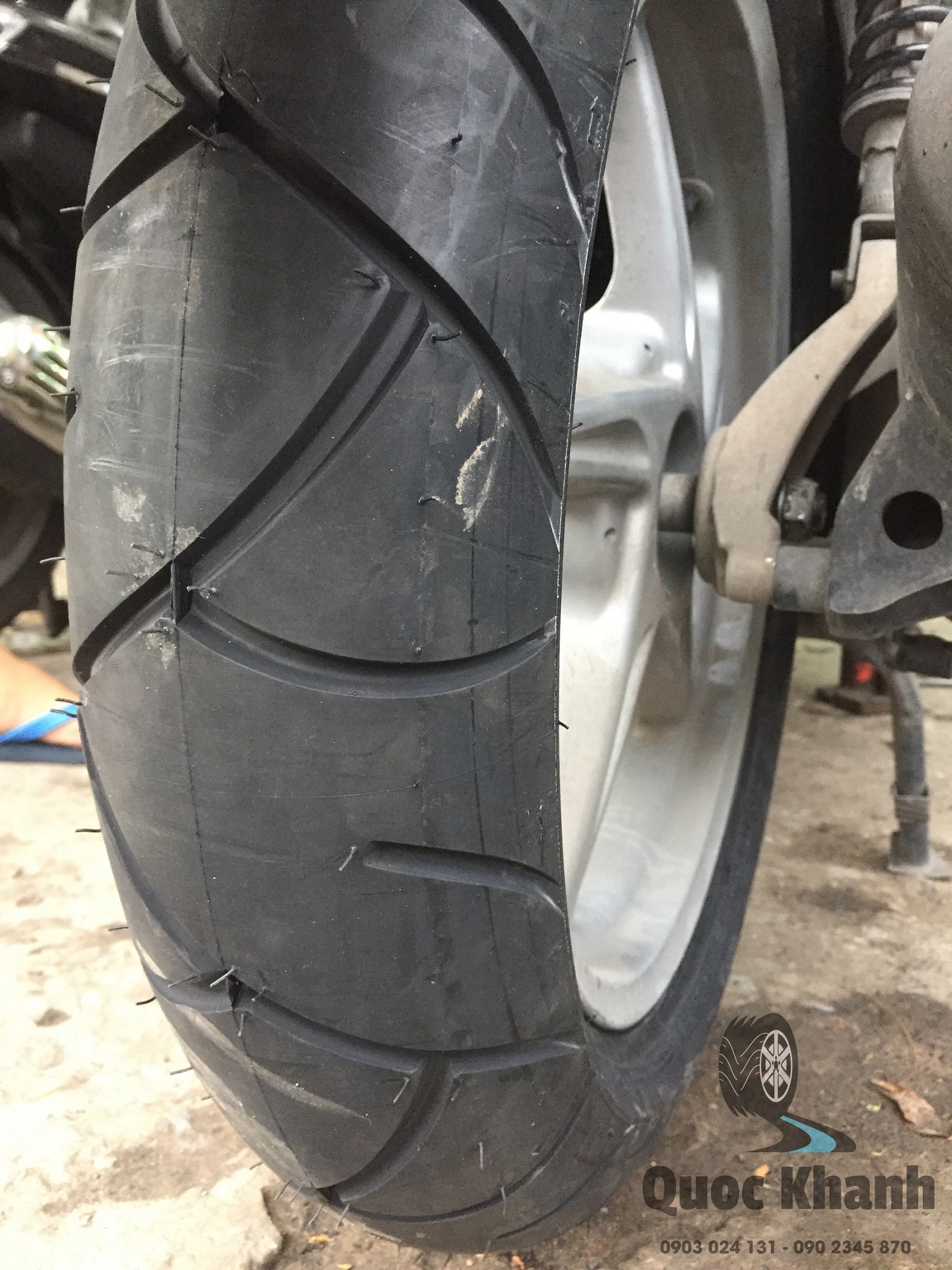 Michelin Pilot Sporty 120/80-16 Thái Lan sau SH150i