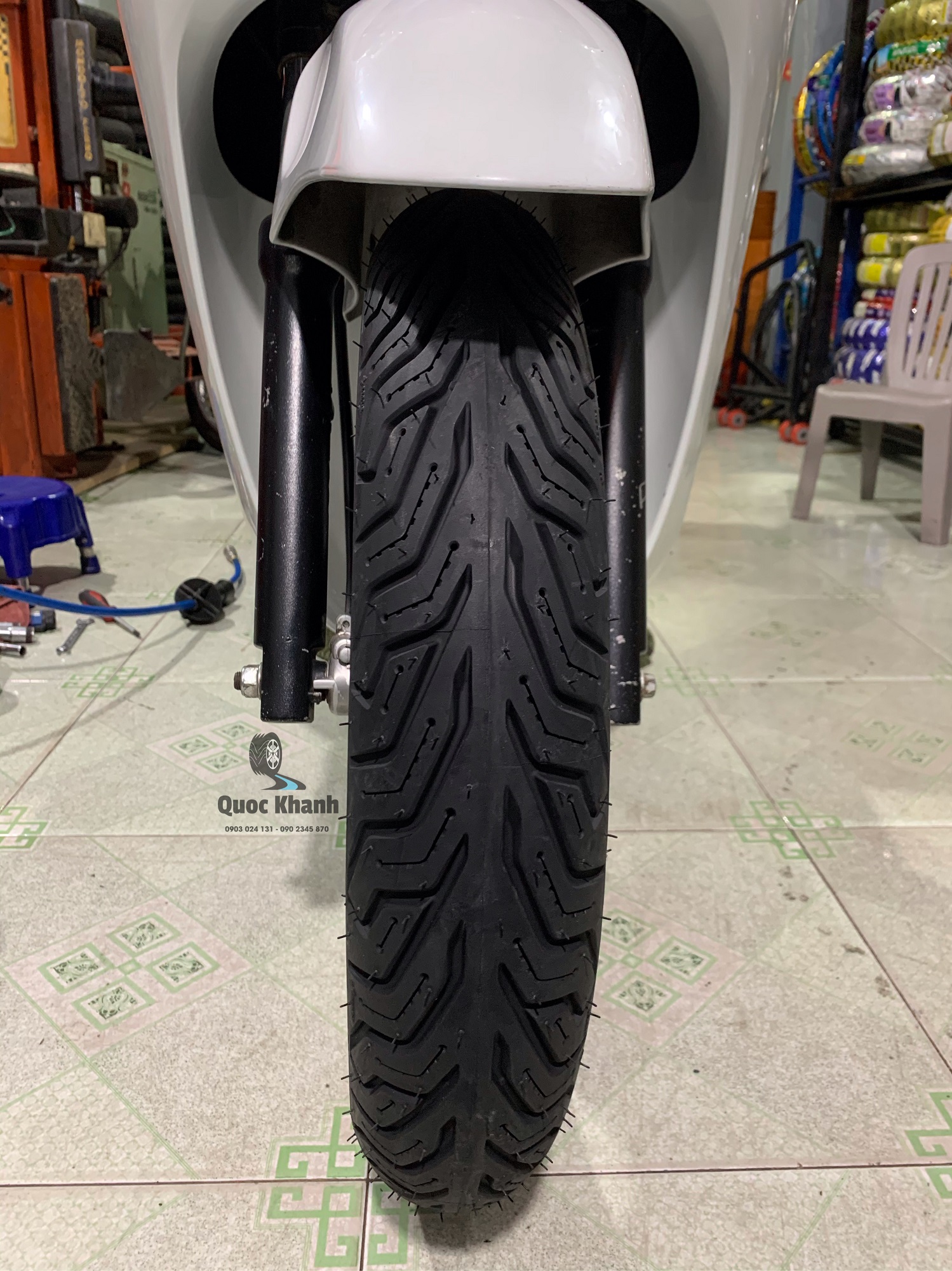 Michelin City Grip 2 size 110/70-16 TL trước SH300i