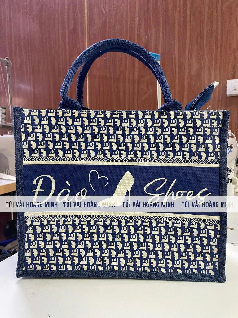 Mẫu túi vải linen in logo được sản xuất tại xưởng Túi Vải Hoàng Minh